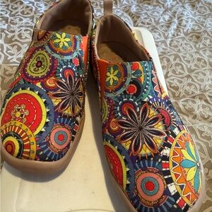 UIN Multicolor Patterned Women's Canvas Shoes